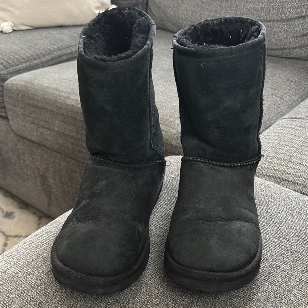 Ugg Australia black boot size 8 women's
